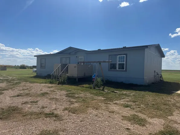 561 Road N, Hugoton, KS 67951