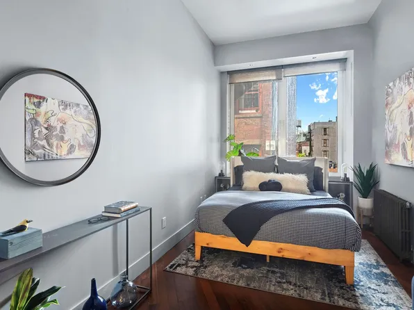 652 Broadway image 12 of 15