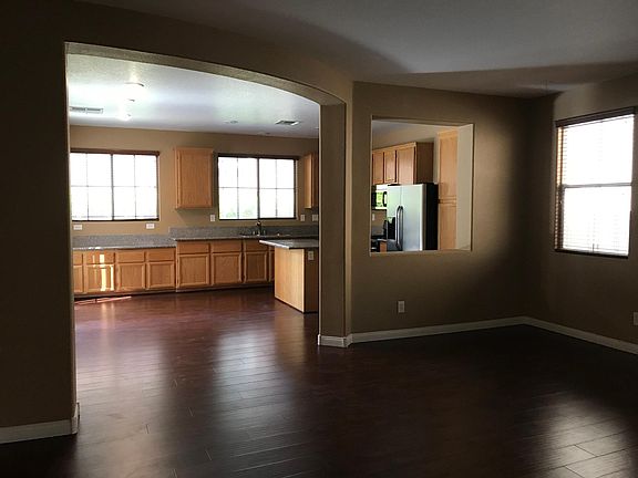 3rd image of 7210 La Cadena Ave