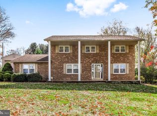 1010 Detwiler Dr, York, PA 17404