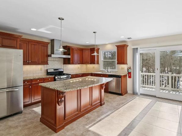 22 Airmount Ave Unit 6