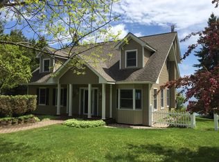 290 Knife Island Rd, Knife River, MN 55609