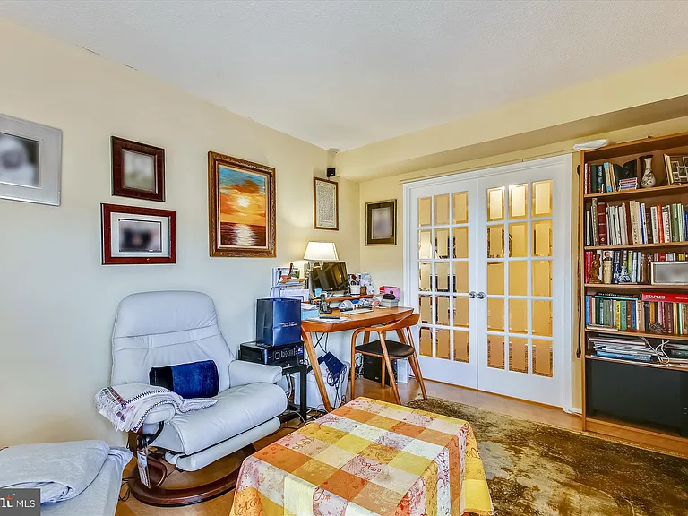 8360 Greensboro Dr #712 — Photo 19