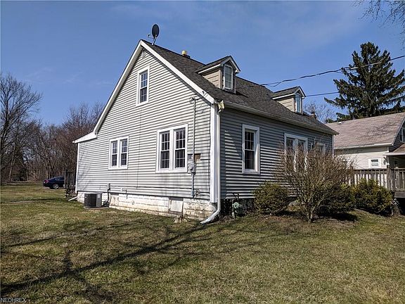 2nd image of 25764 Broadway Ave