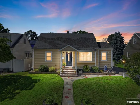 153 Stefanic Ave, Elmwood Park, NJ 07407