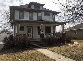 114 N West St, Carroll, IA 51401