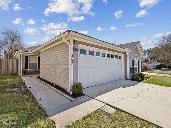 4th image of 267 CARRIANN COVE Court