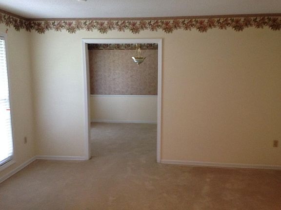 4th image of 5217 Steuben Dr