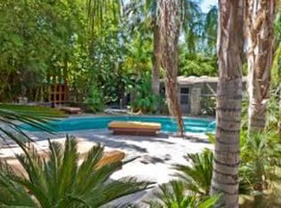444 E Cottonwood Rd, Palm Springs, CA 92262