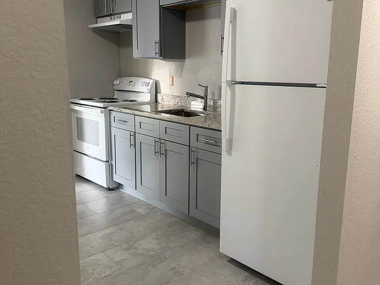 3040 Fletcher Ave — Photo 9