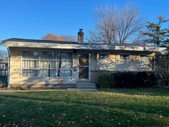 7200 Edgemont AVENUE, Greendale, WI 53129
