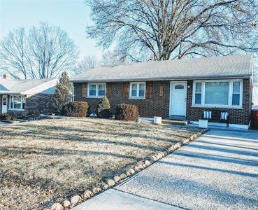 9911 Slevin Ln, Saint Louis, MO, 63123