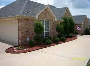 917 Alconberry Dr, Crowley, TX 76036