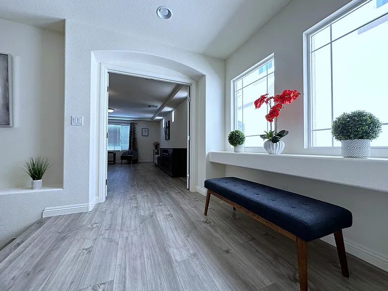 8573 Silver Coast St — Photo 22