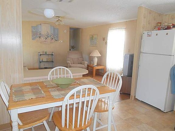 3rd image of 2772 S Crystal Lake Dr