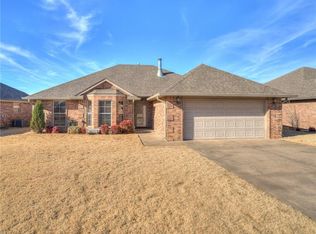 1221 W Johnathan Way, Mustang, OK 73064