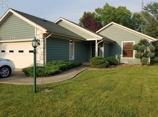 606 Dorn Dr, Sandusky, OH 44870