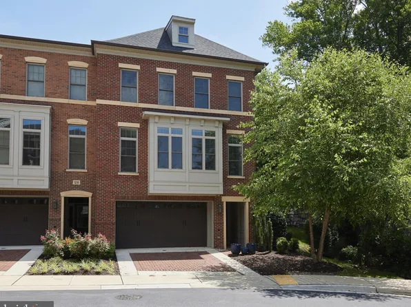 128 Bytham Ridge Ln, Potomac, MD 20854