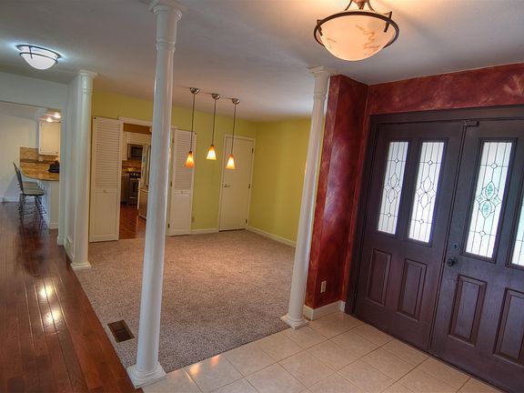 4th image of 1529 Ash Dr W