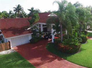 10200 SW 142nd St, Miami, FL 33176