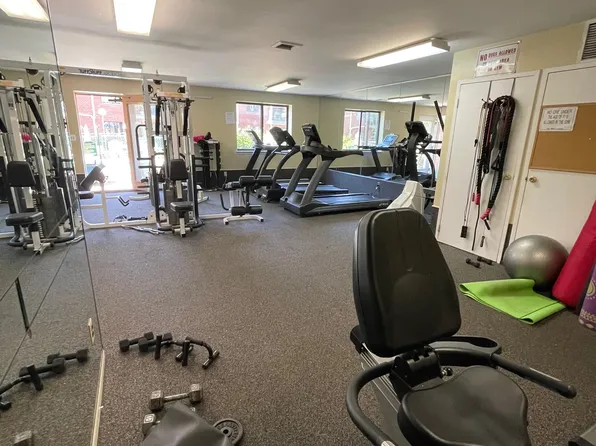 2811 East 26th Street image 13 of 38