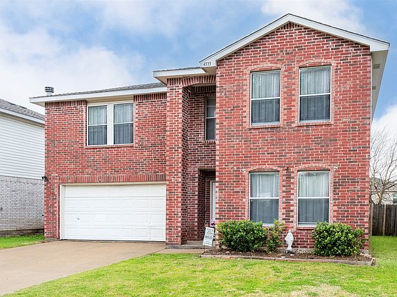 3rd image of 4333 Meadowknoll Dr