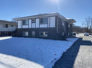 2910 101st Pl APT 4, Highland, IN 46322