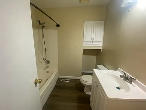 733 Goodyear Dr — Photo 6