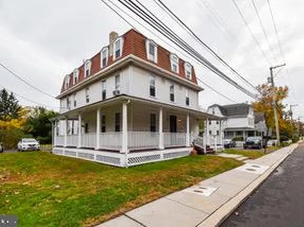 13 Kirkwood Rd APT 2B, Gibbsboro, NJ 08026