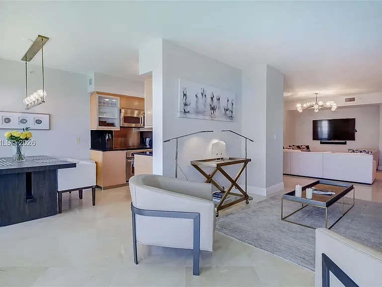 6365 Collins Ave #3802 — Photo 5