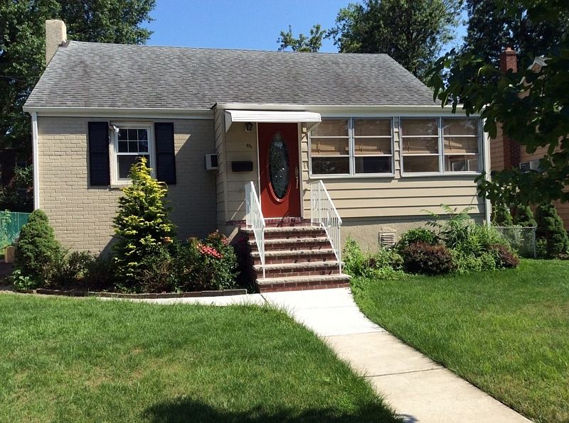 1st image of 46 Evergreen Ave