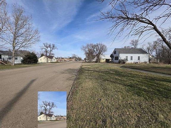 5th image of 126 3rd St SW