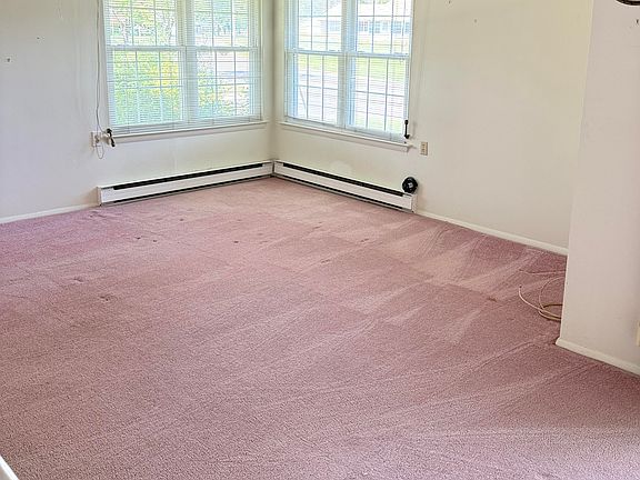 4th image of 439D Chesterfield Court