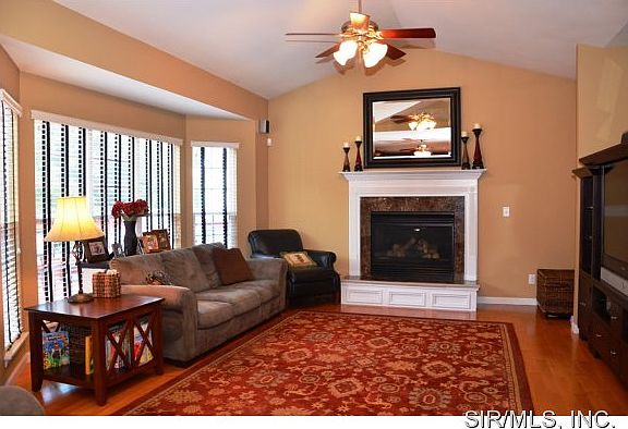 3rd image of 1209 Preswyck Dr