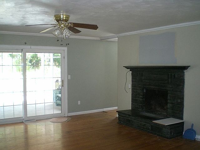 1st image of 32 Woodside Ave