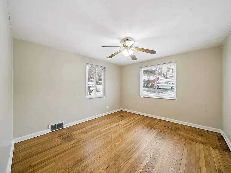 77 Beechmont Ave #1 — Photo 6