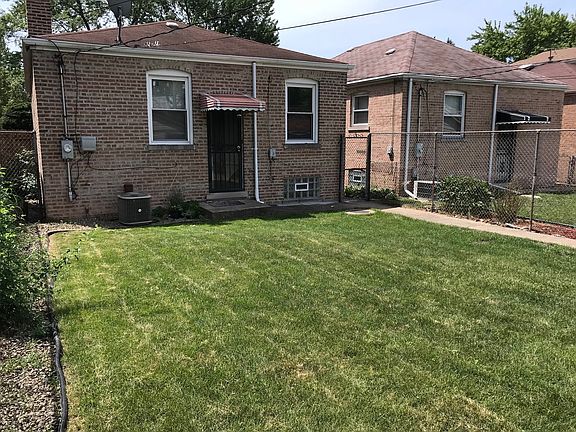 2nd image of 115 E 141st St