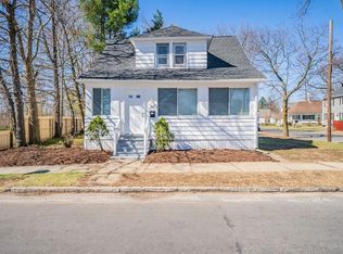 20 Savoy Ave, Springfield, MA 01104