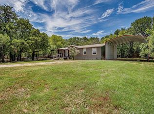 2000 Whispering Oaks St, Burleson, TX 76028