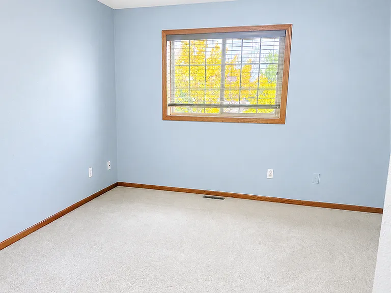 13849 Hyacinth Dr — Photo 11