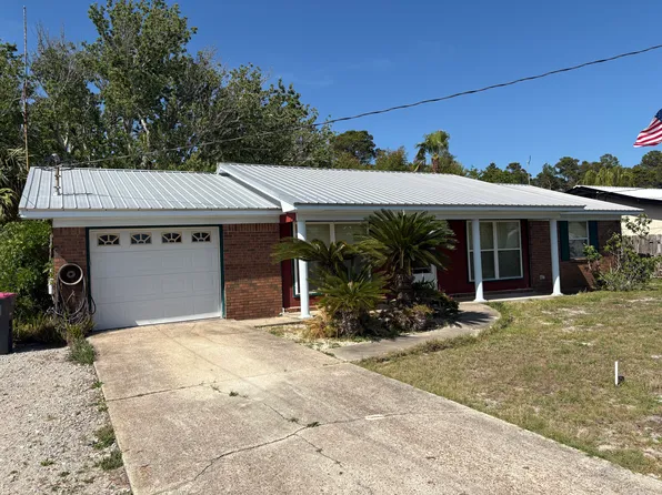 139 Manistee Dr, Panama City Beach, FL 32413