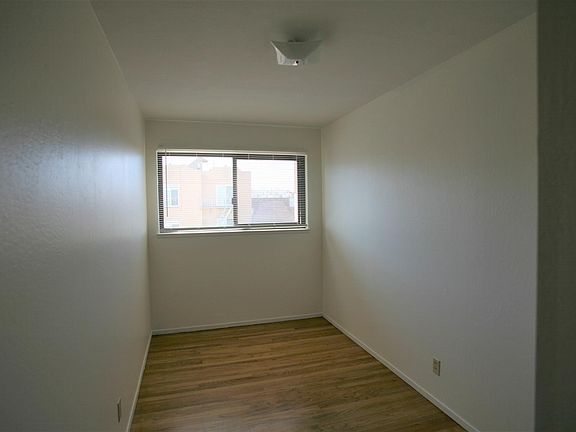 5th image of 1500 Judah St APT 16