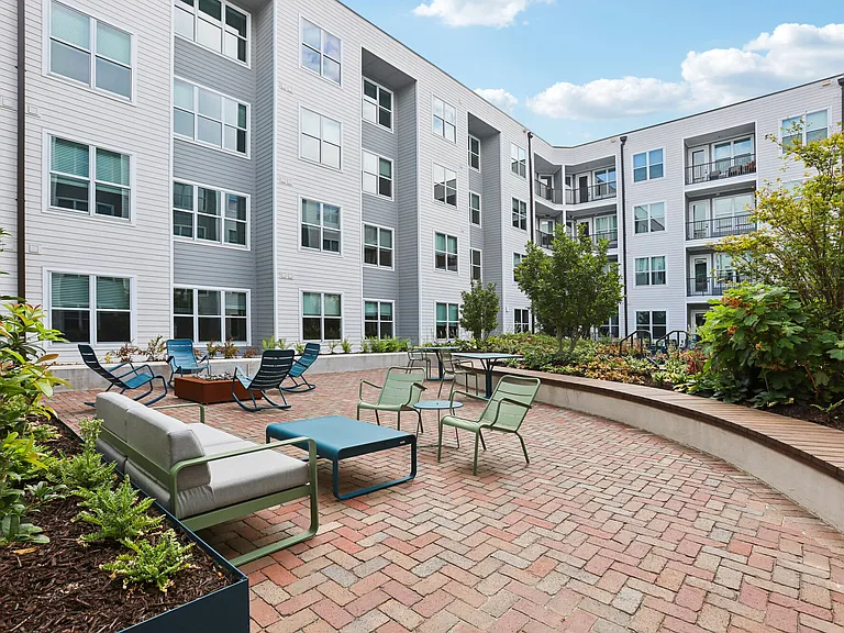 Chandler Residences — Photo 39
