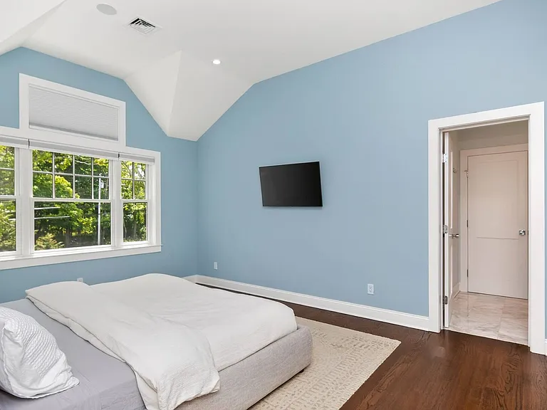 112 Montauk Hwy — Photo 14