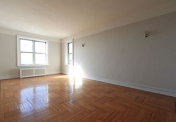 2nd image of 8831 Fort Hamilton Pkwy APT 3D
