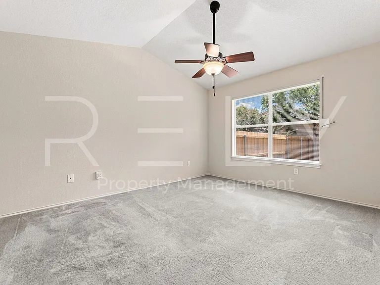 103 Prairie Springs Loop — Photo 23