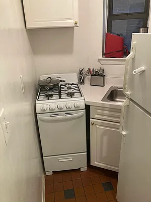 Rented by Sandra Greer Real Estate | media 11