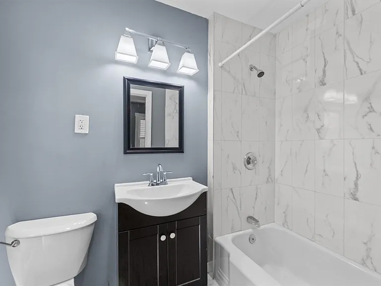 20 Ashland Ave #20 — Photo 9