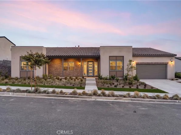 15849 Butterfly Dr, Fontana, CA 92336