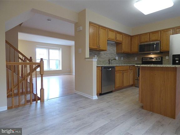 5th image of 7 Guilford Pl